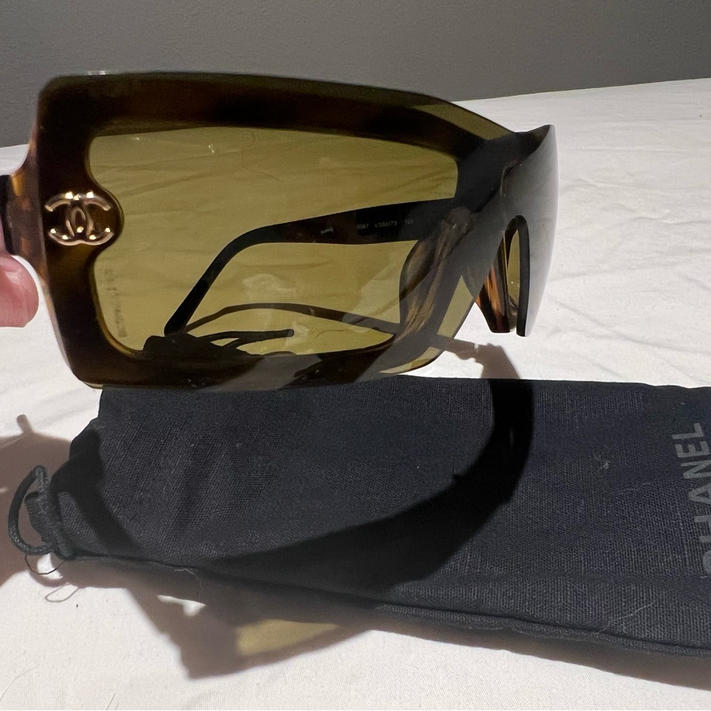 Rare Chanel sunglasses vintage
